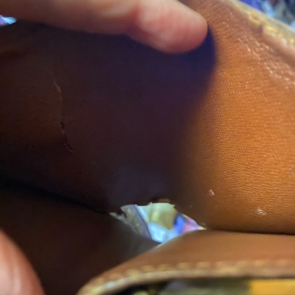 AUTHENTIC Louis Vuitton Monogram Wallet - Picture 8 of 15